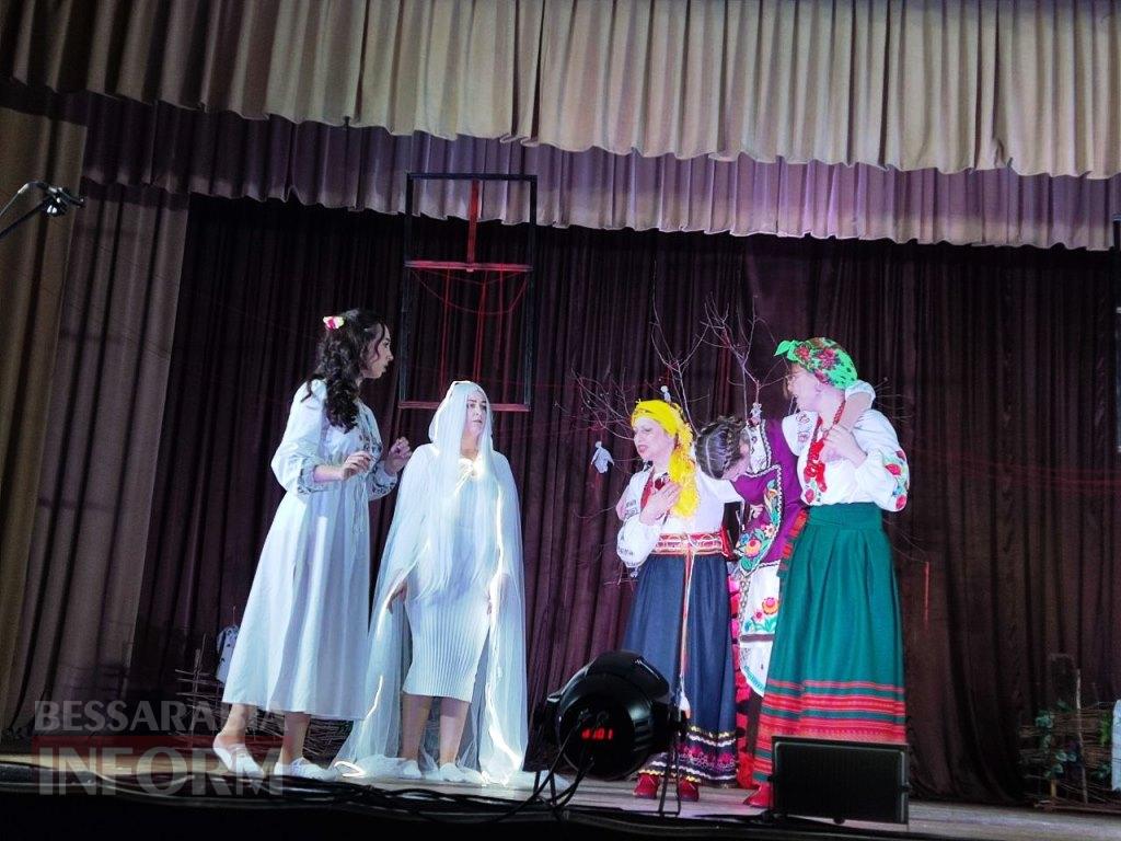 У Болграді відбулася прем’єра, яка змусила зал не дихати: «Чорна квітка» розквітла на сцені