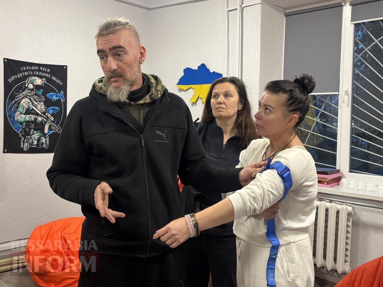 Знання, що рятують: військові медики провели вишкіл для ізмаїльських волонтерів