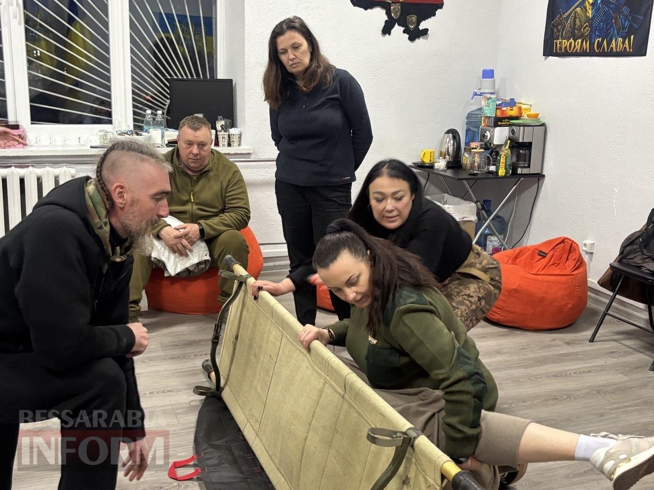 Знання, що рятують: військові медики провели вишкіл для ізмаїльських волонтерів