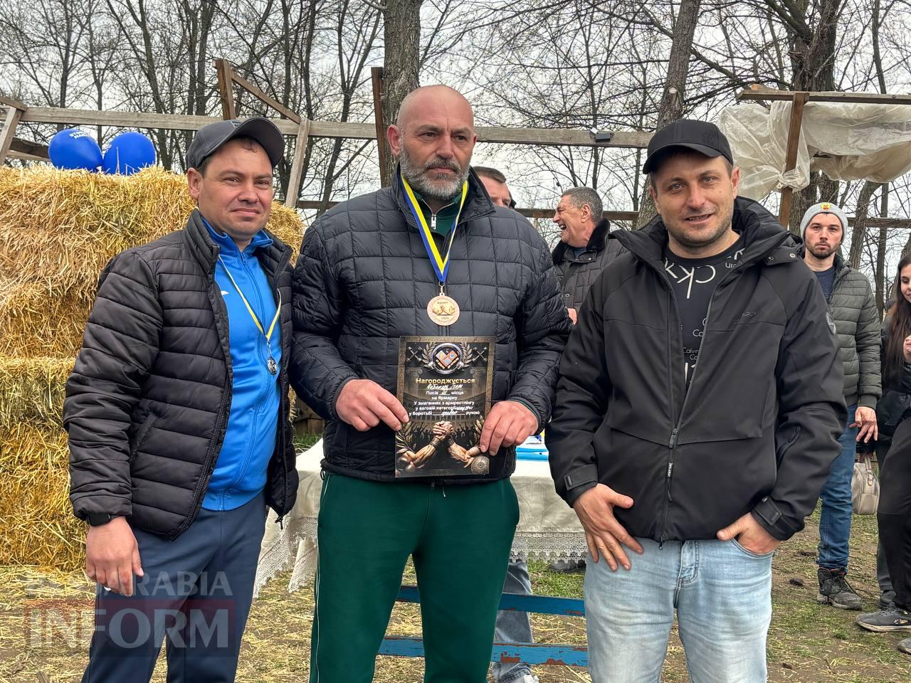 Ретро-техніка, силачі та частування: на Арцизькому кінному дворі пройшов масштабний ярмарок