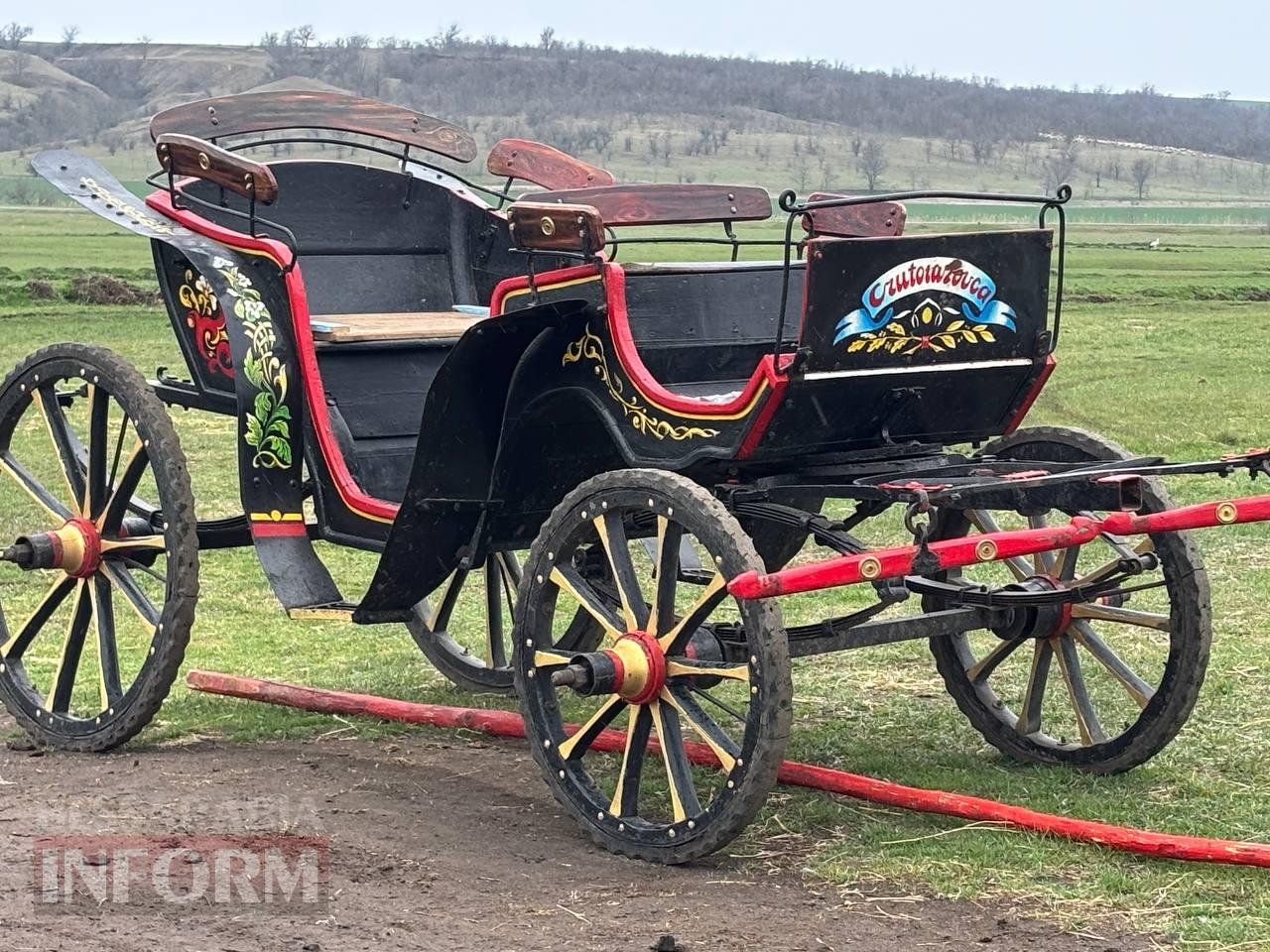 Ретро-техніка, силачі та частування: на Арцизькому кінному дворі пройшов масштабний ярмарок