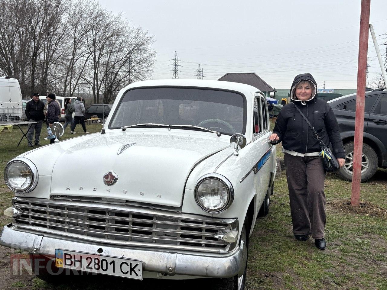 Ретро-техніка, силачі та частування: на Арцизькому кінному дворі пройшов масштабний ярмарок