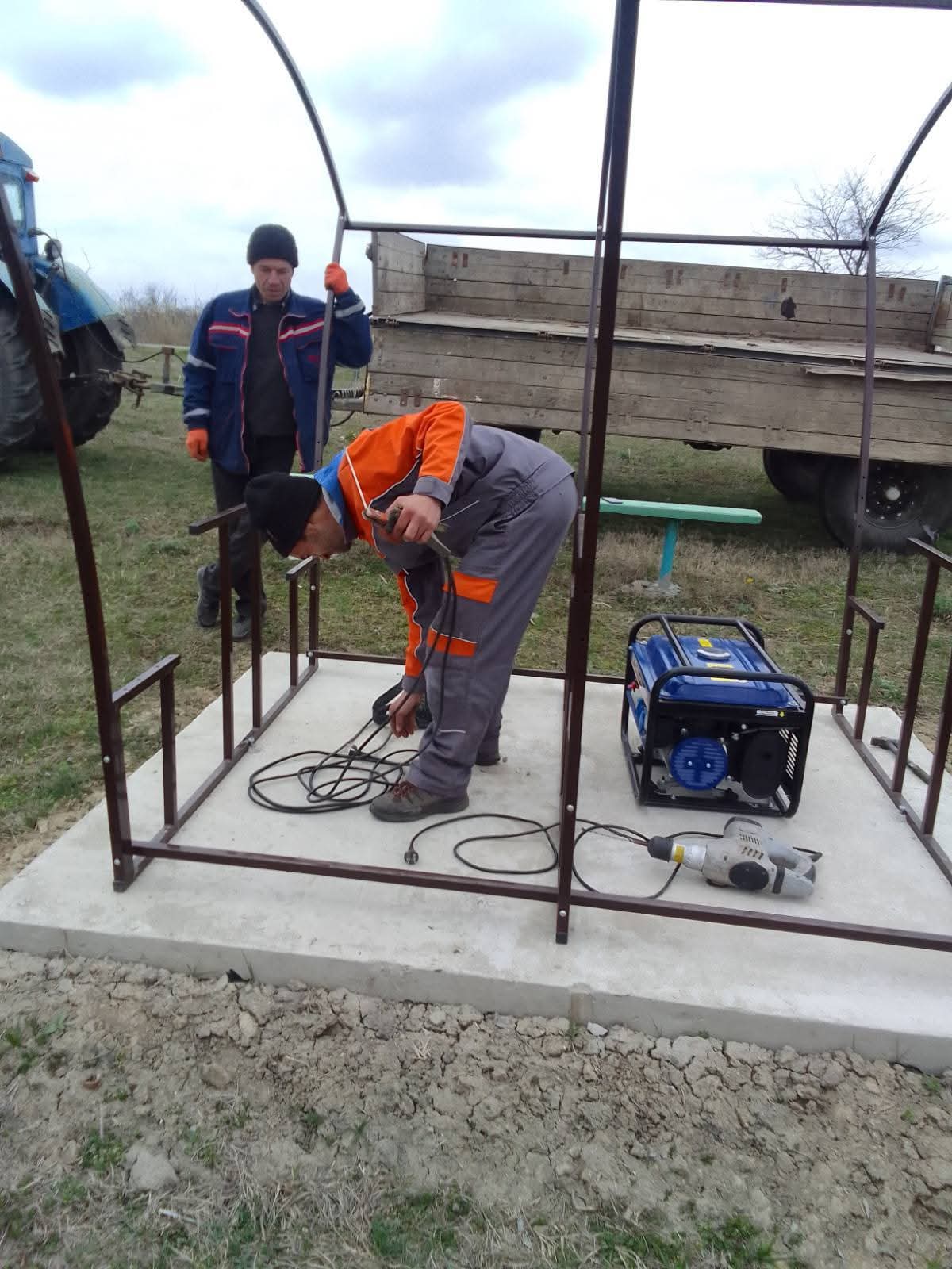 У селі Ізмаїльського району на березі Дунаю встановили нові альтанки