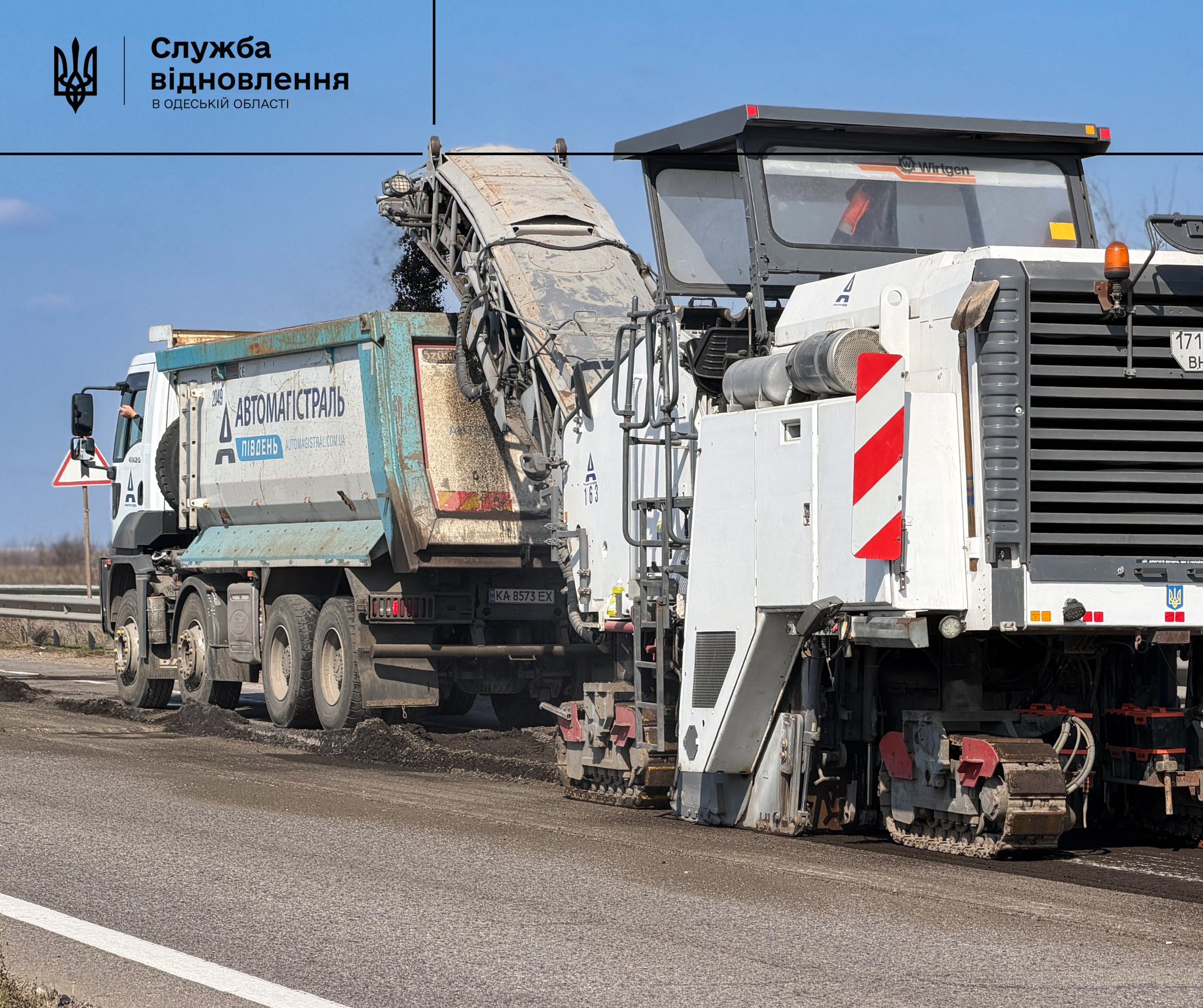 В Одеській області тривають роботи з ліквідації аварійної ямковості на дорогах державного значення