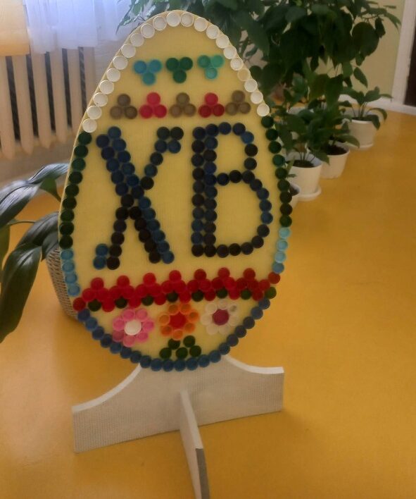 У ліцеї Ренійської громади школярі перетворили пластик на мистецтво