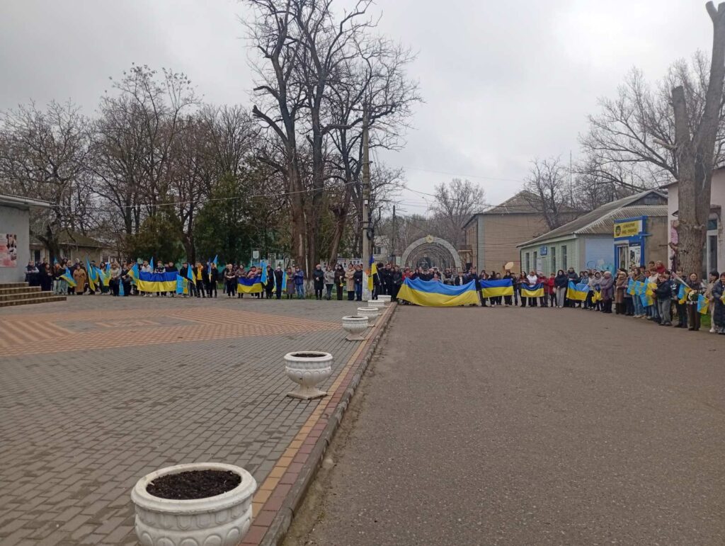 У Бессарабському зустріли Героя, який повернувся додому після майже чотирьох років полону