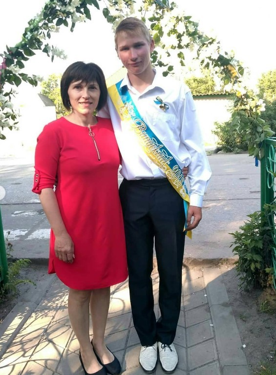 У місті Вилкове подружжя прийняло в свою родину сімох дітей, які вважають опікунів справжніми батьками