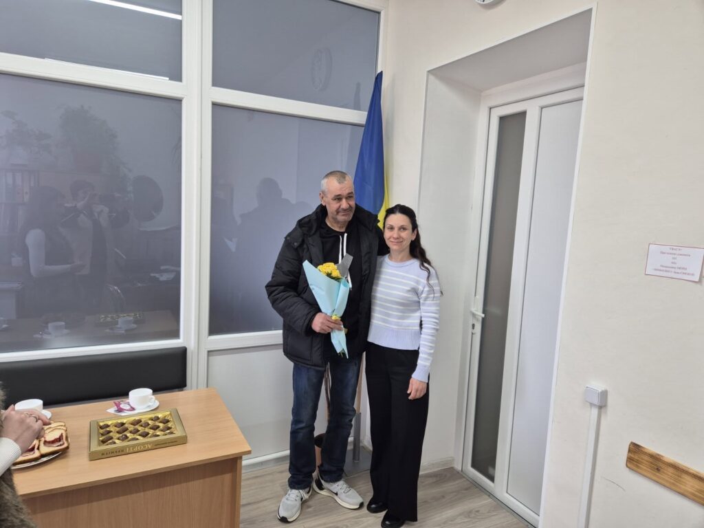 У селищі Катлабуг зустріли військового Миколу Смокова, який повернувся з російського полону