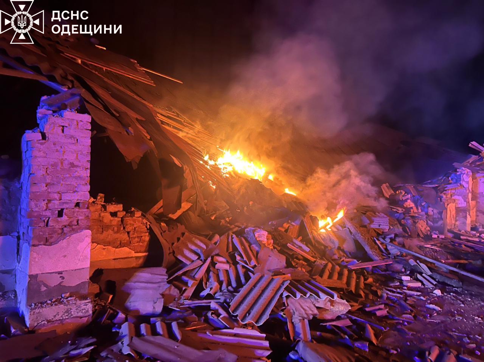 Ворог другу ніч поспіль та у дві хвилі атакував Ізмаїл: руйнування значні