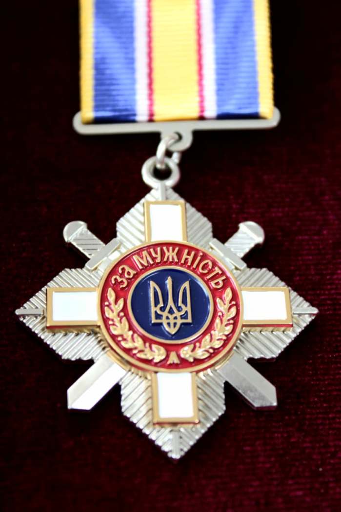 Рідним полеглих у війні Героїв з Білгород-Дністровського району передали їхні посмертні нагороди