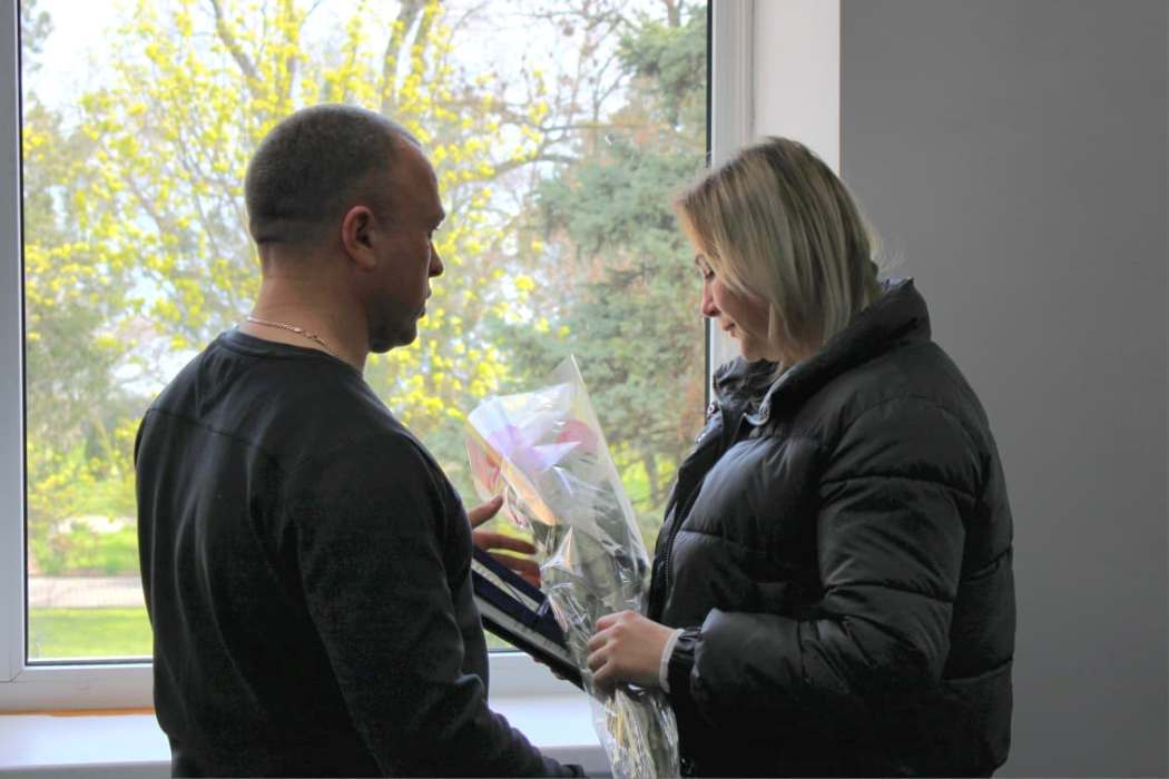 Рідним полеглих у війні Героїв з Білгород-Дністровського району передали їхні посмертні нагороди