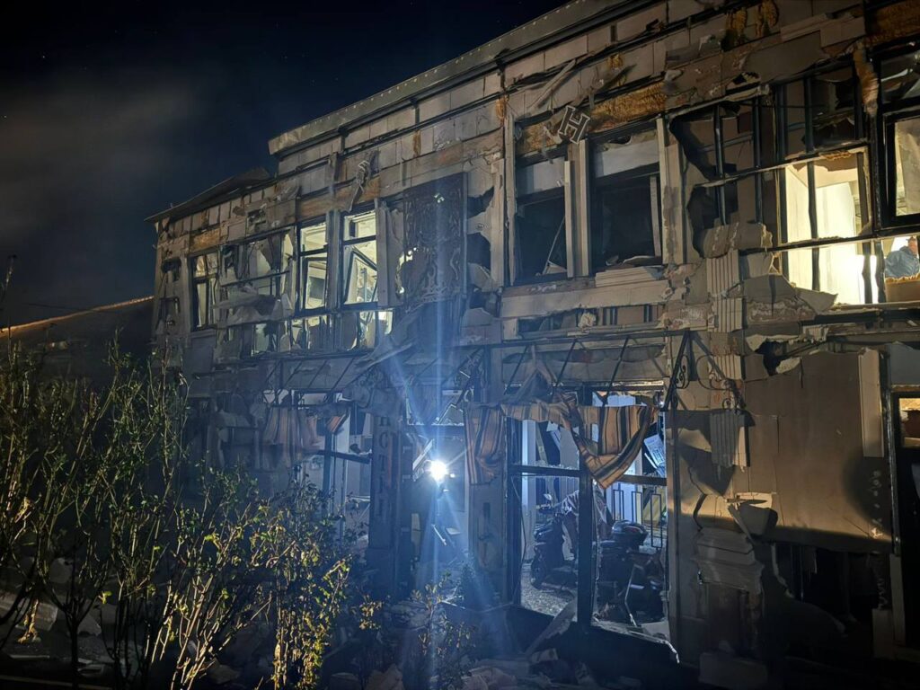 Вкрай важка ніч для Одеси: внаслідок атаки по житловим кварталам поранено дітей