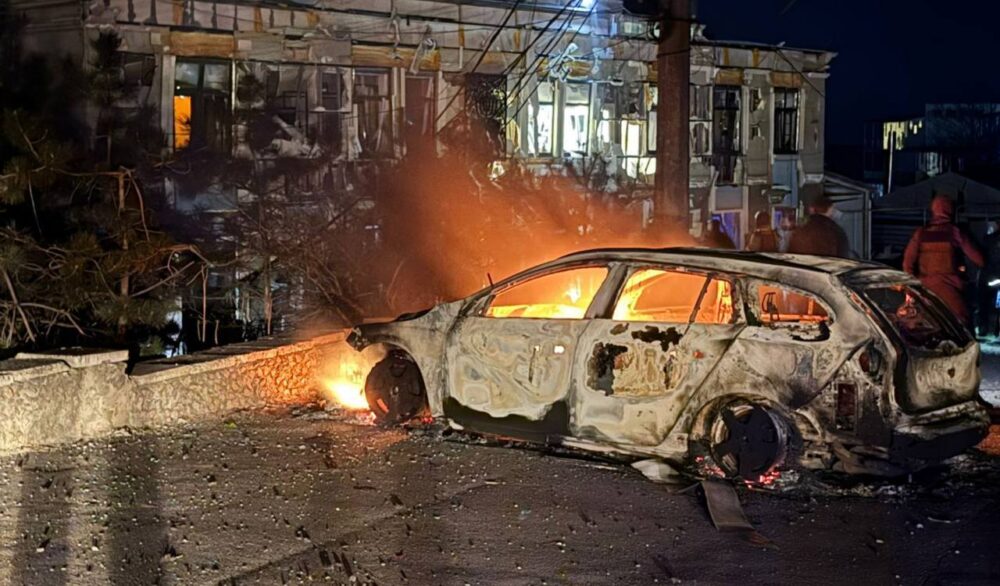 Вкрай важка ніч для Одеси: внаслідок атаки по житловим кварталам поранено дітей