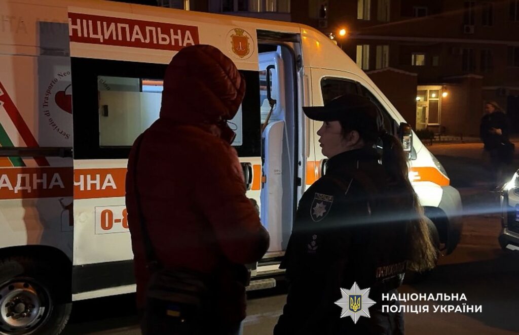 Вночі ворог здійснив кілька хвиль масованих атак по цивільній інфраструктурі Одеси