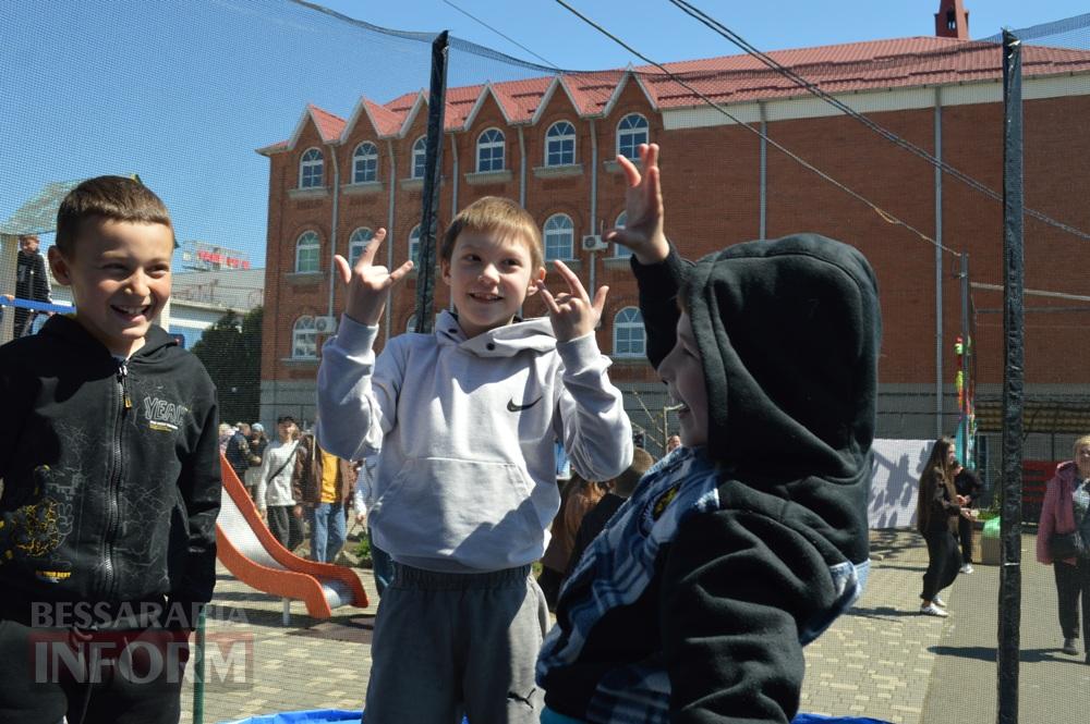 Масштабний фестиваль «Тут весна» у Білгороді-Дністровському зібрав понад 300 дітей з вразливих категорій