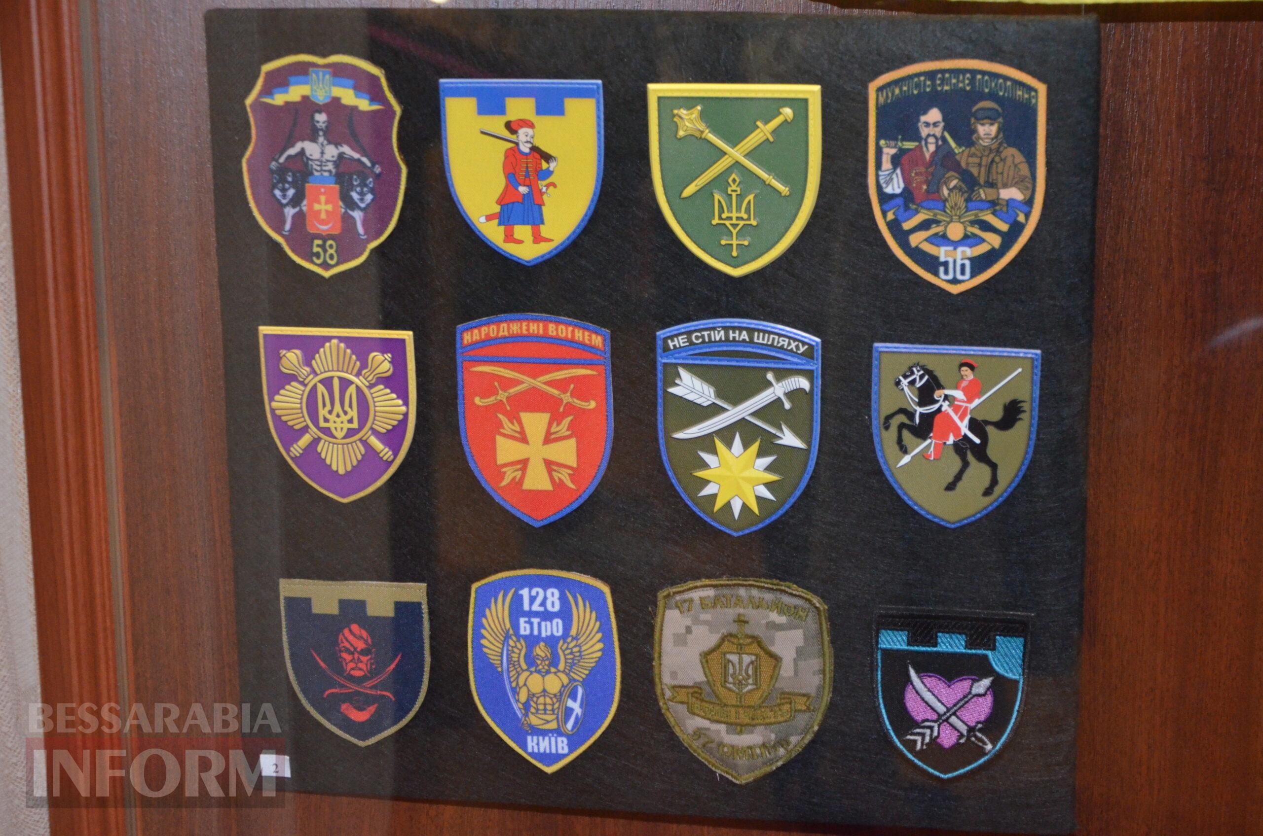 Деталі експозиції в Ізмаїлі — предмети та документи