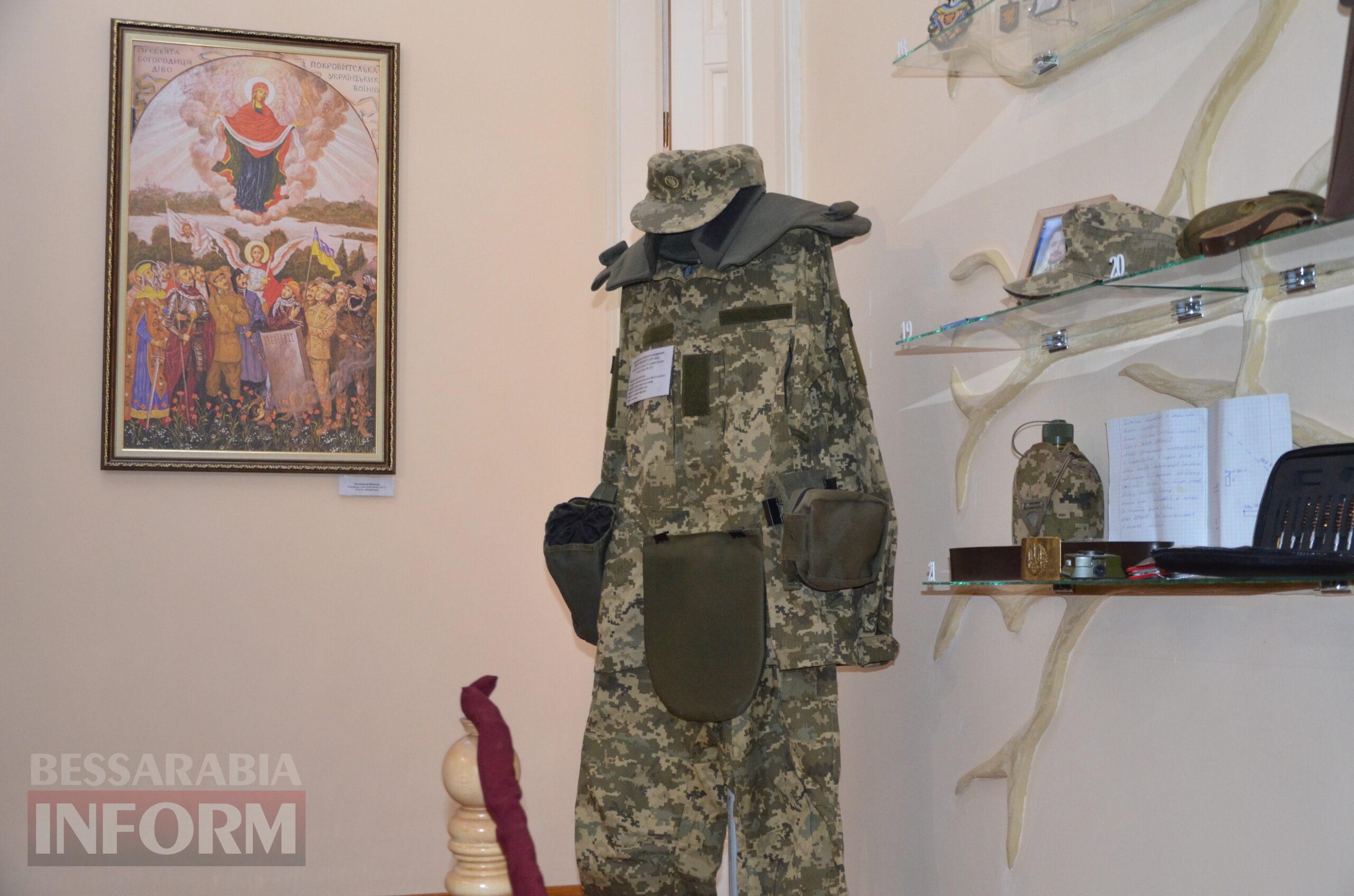 Гості на відкритті виставки в Ізмаїлі