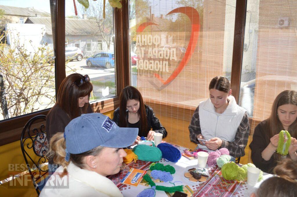 Нитка підтримки: в Аккермані виготовляли обереги для прикордонників