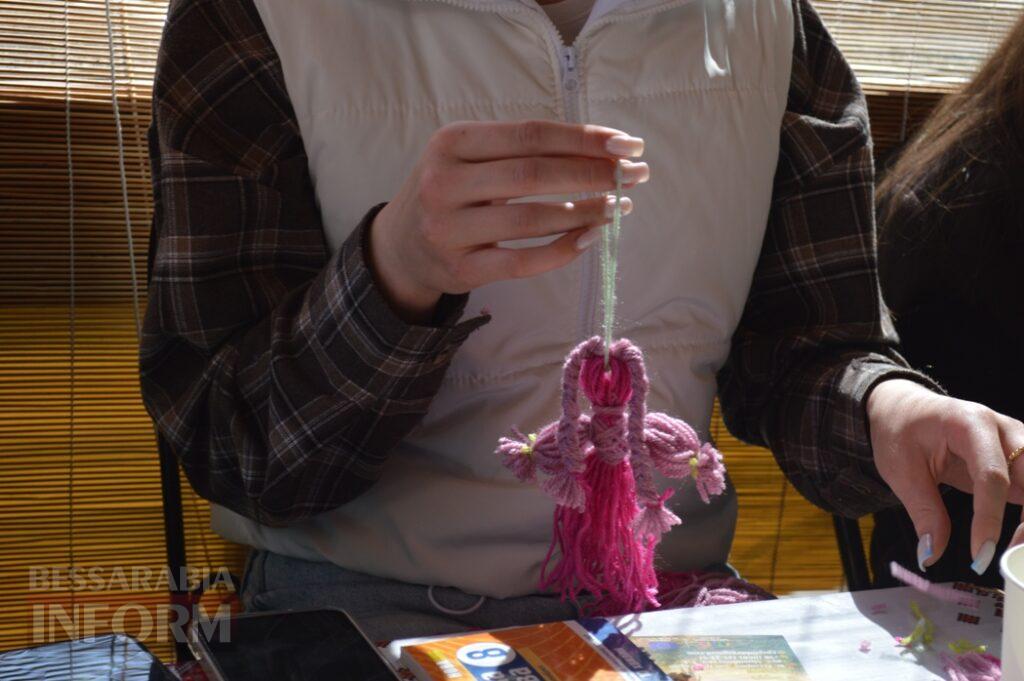 Нитка підтримки: в Аккермані виготовляли обереги для прикордонників