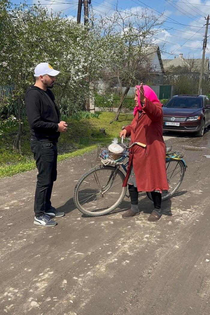 У Кілійській громаді Фонд "Добра та Любові" привітав родини військовослужбовців з Великоднем