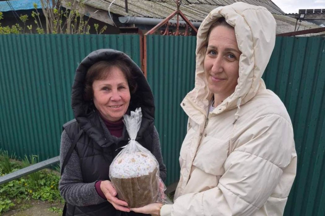 У Кілійській громаді Фонд "Добра та Любові" привітав родини військовослужбовців з Великоднем