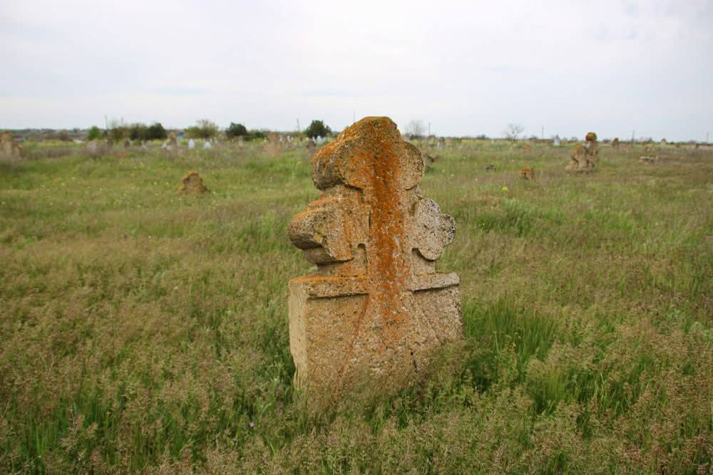 Цвинтар буджацьких козаків на півдні Одещини, який забирає озеро Сасик, намагатимуться врятувати