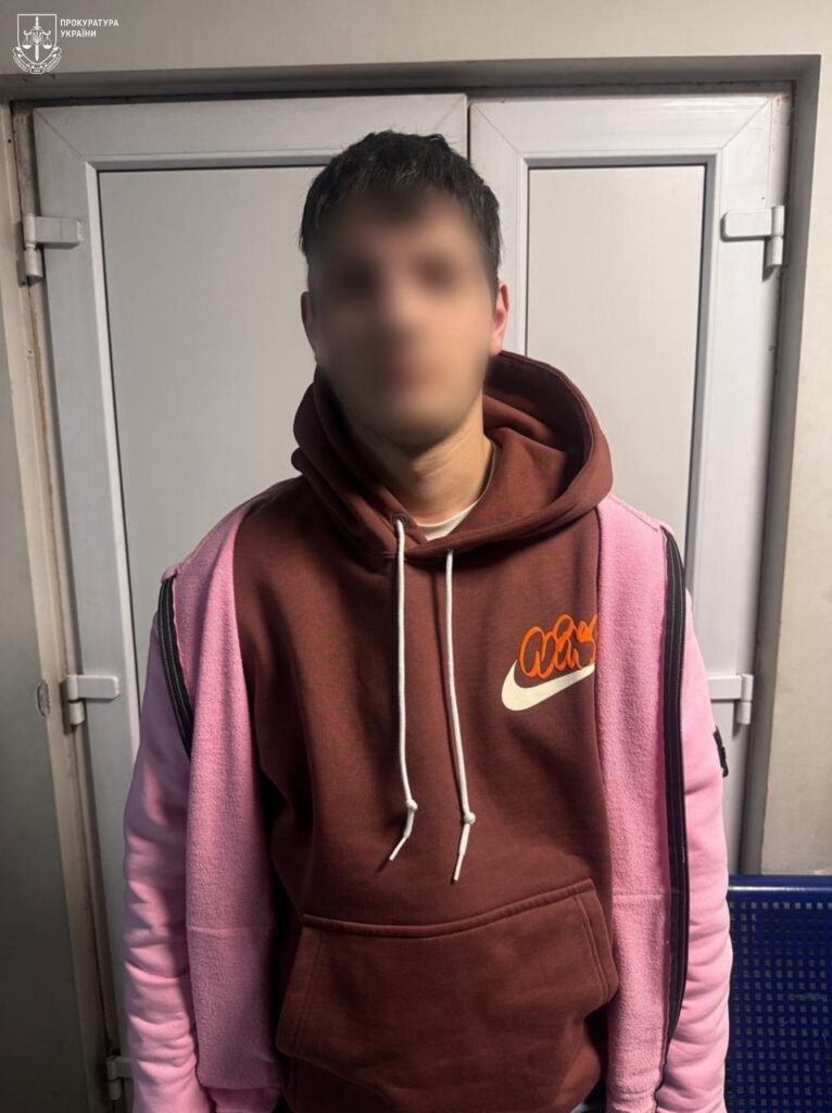 Замість виправлення готував теракт: одесит на випробувальному терміні працював на рф