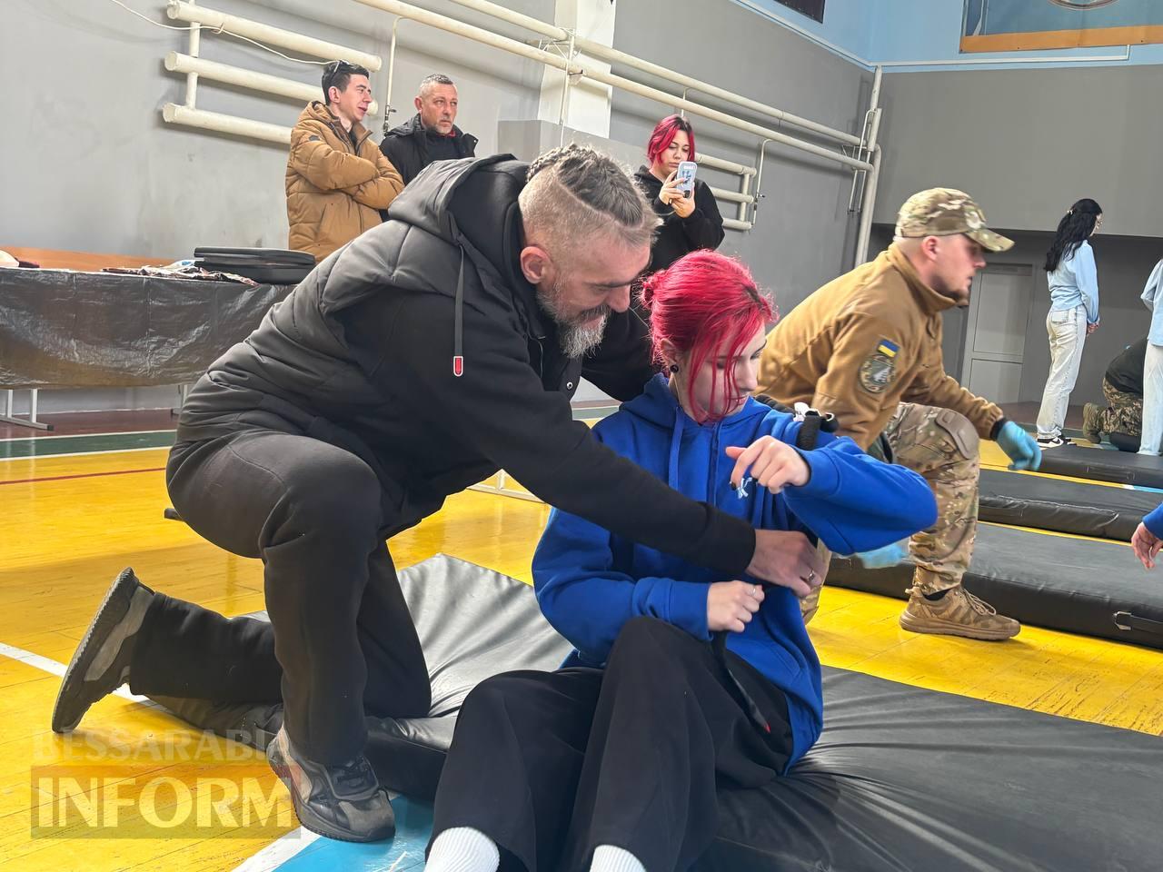 Гартовані досвідом: в Ізмаїлі для студентів МАУП бойові інструктори провели тренінг з тактичної медицини