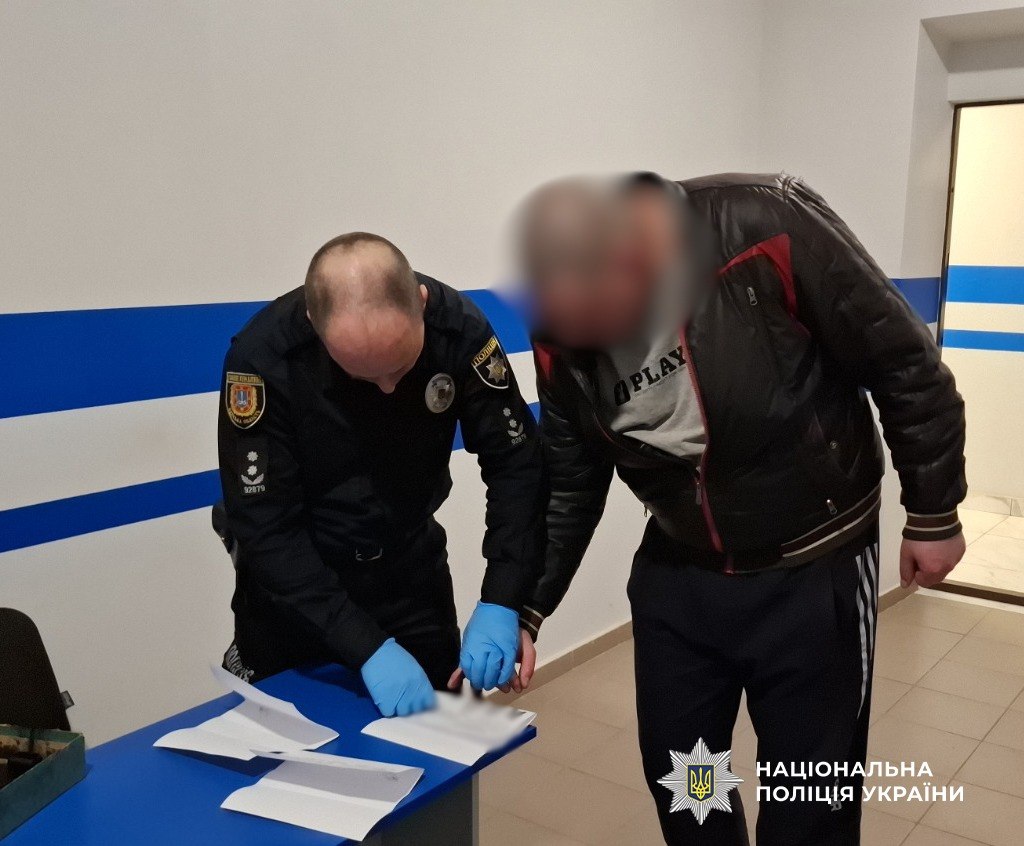 Затримано жителя Білгород-Дністровського району, який за 10 тисяч доларів намагався переправити військовозобов'язаного до Молдови