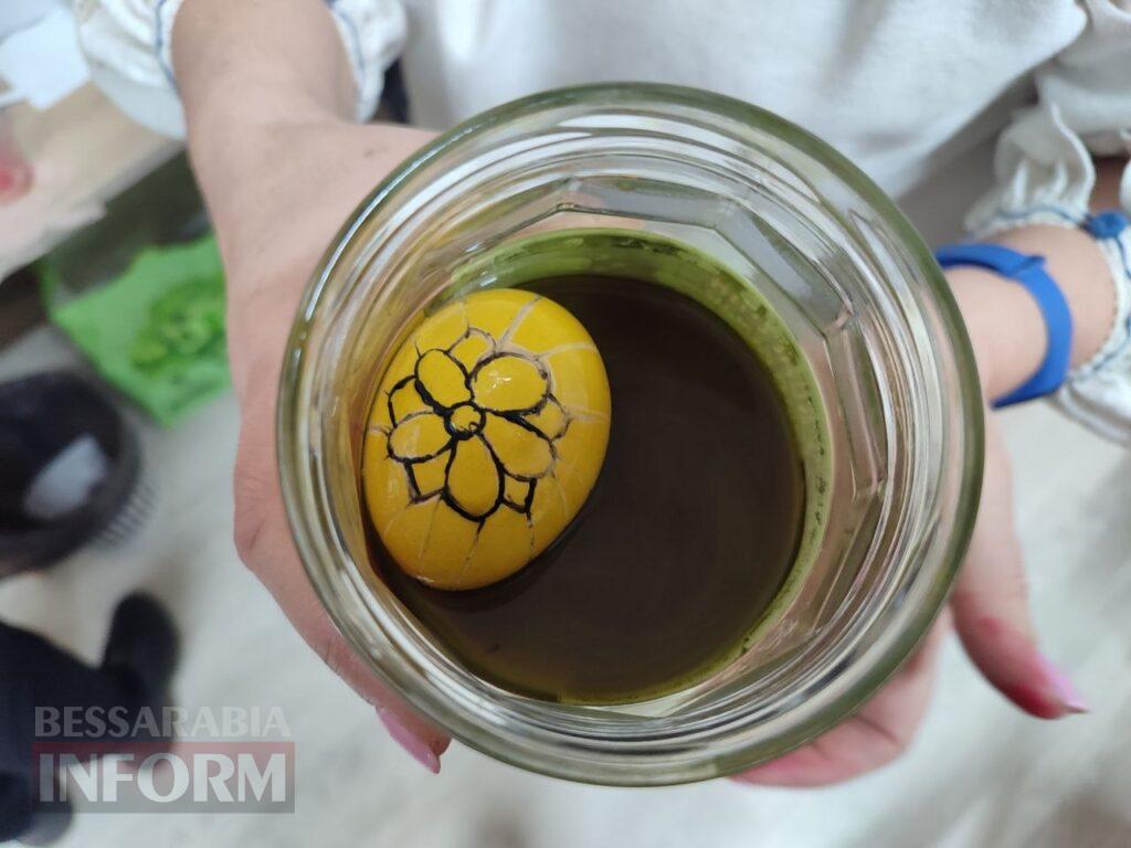 «Зерна, які проростуть»: як в Аккермані відроджують найважливішу традицію Великодня і вчать торкатися коріння