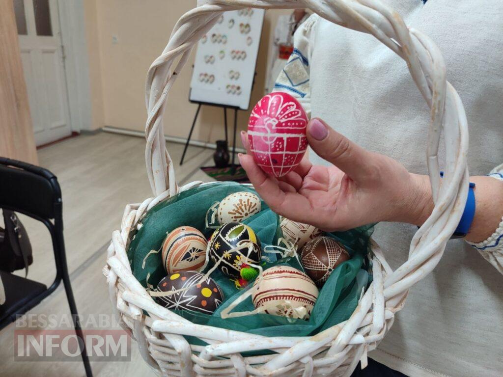 «Зерна, які проростуть»: як в Аккермані відроджують найважливішу традицію Великодня і вчать торкатися коріння