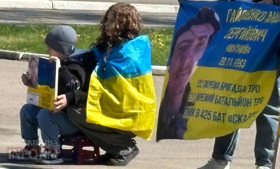 Маємо повернути кожного, хто мріє бути вдома: в Ізмаїлі відбулася акція «Пасха надії» на підтримку безвісти зниклих та військовополонених