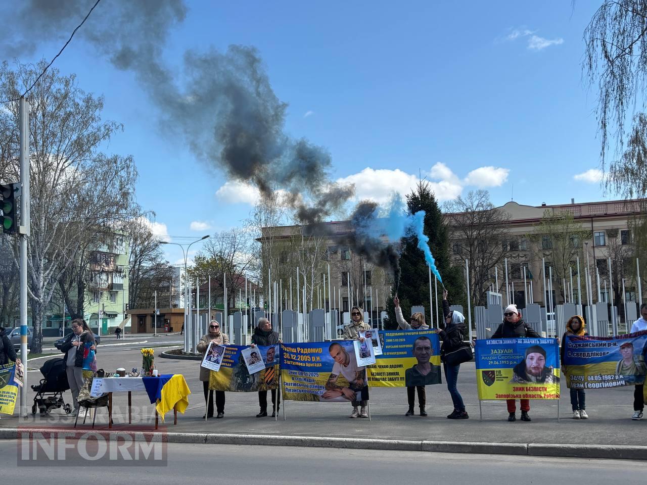 Маємо повернути кожного, хто мріє бути вдома: в Ізмаїлі відбулася акція «Пасха надії» на підтримку безвісти зниклих та військовополонених