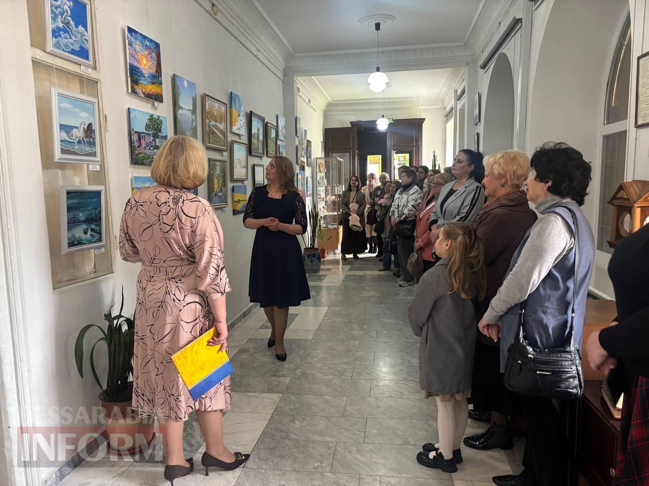 Світло крізь темряву: в Ізмаїлі відкрилася перша персональна виставка Ірини Ташкової