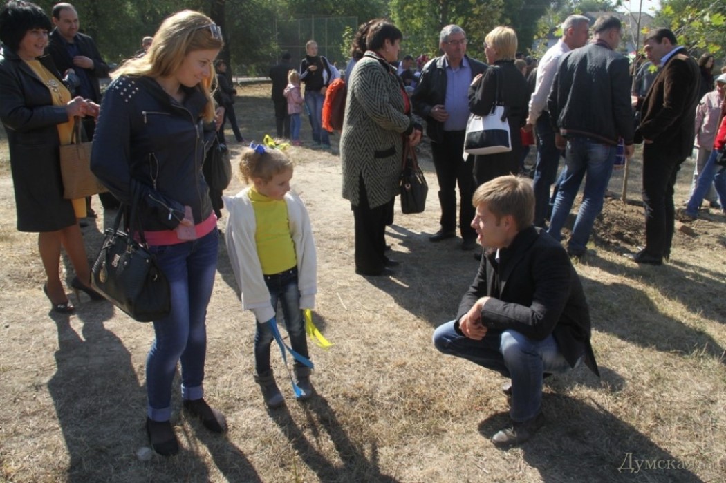 Іронія долі та пам’ять коріння: у Болграді висадили Алею вдячності там, де десять років тому не прижилася «політика»
