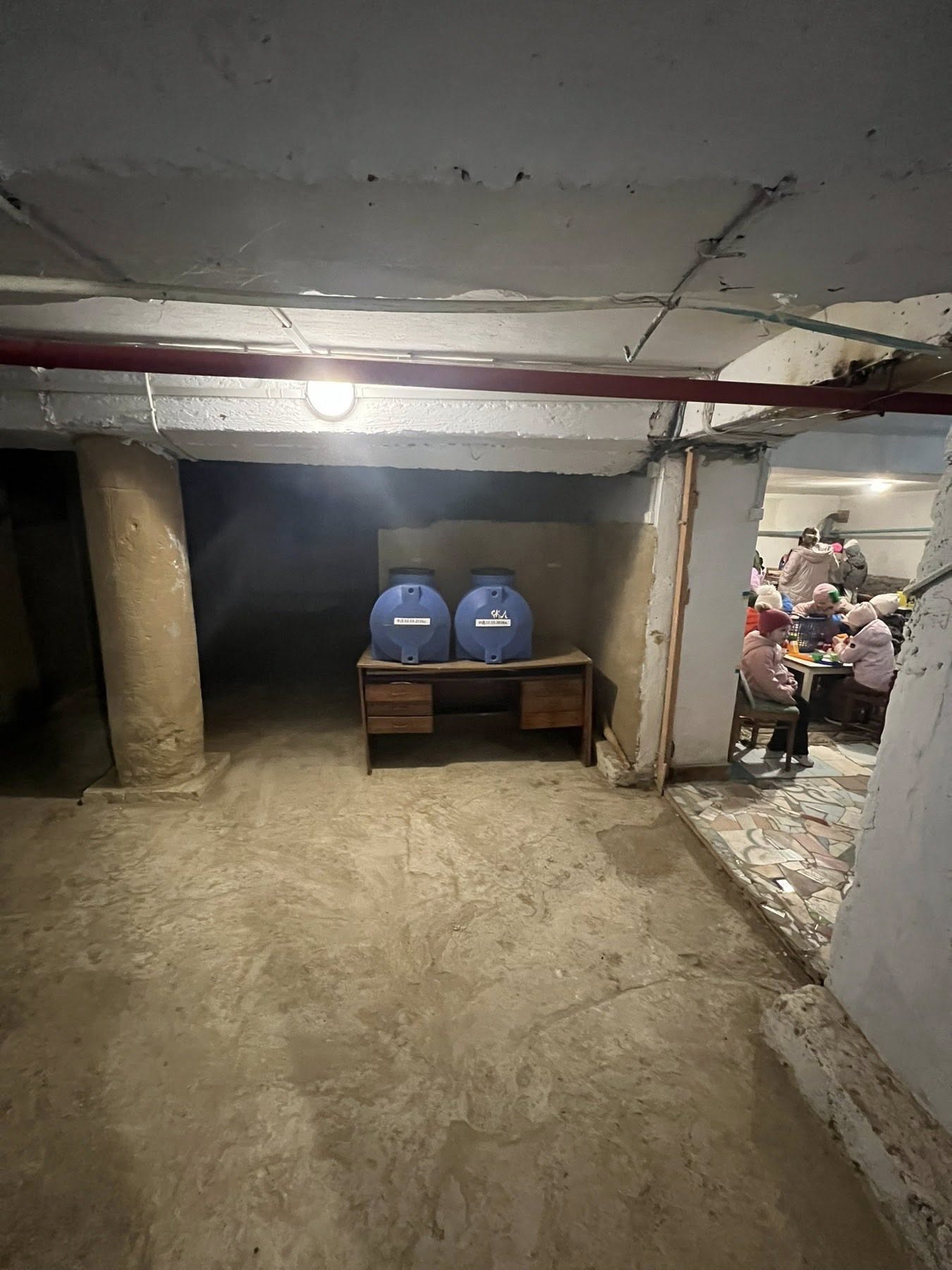 У селищі Болградського району батьки дошкільнят жаліються на жахливий стан укриття