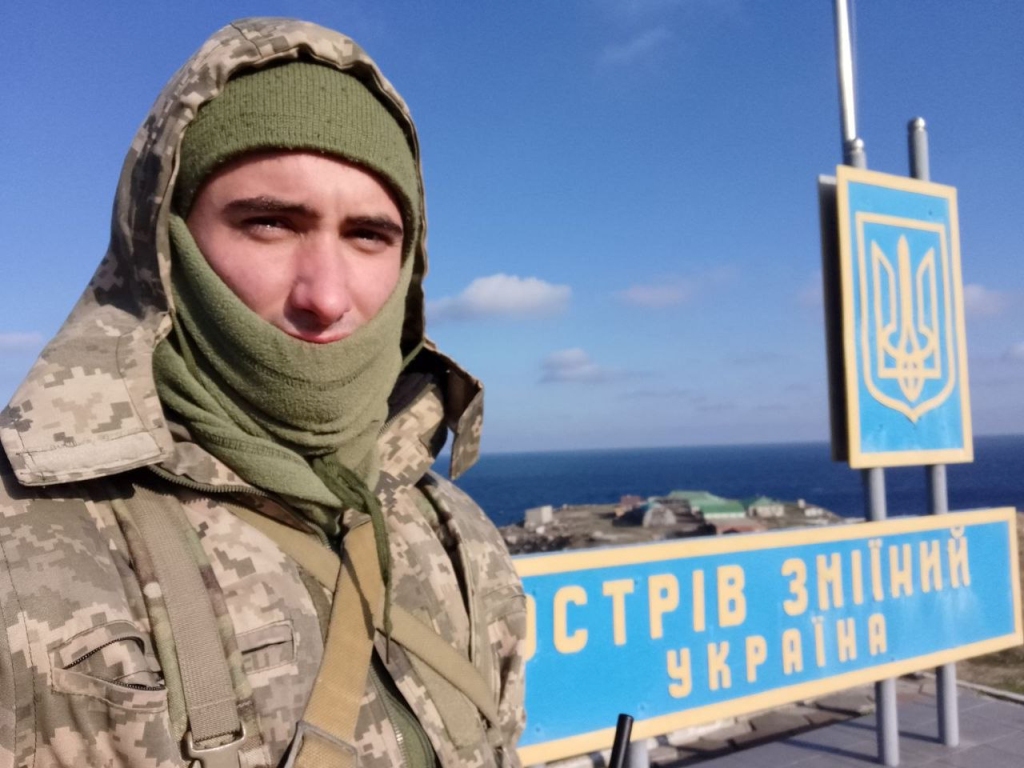 Підтримував побратимів та опікувався безпритульними тваринами: Ізмаїл простився з полеглим прикордонником