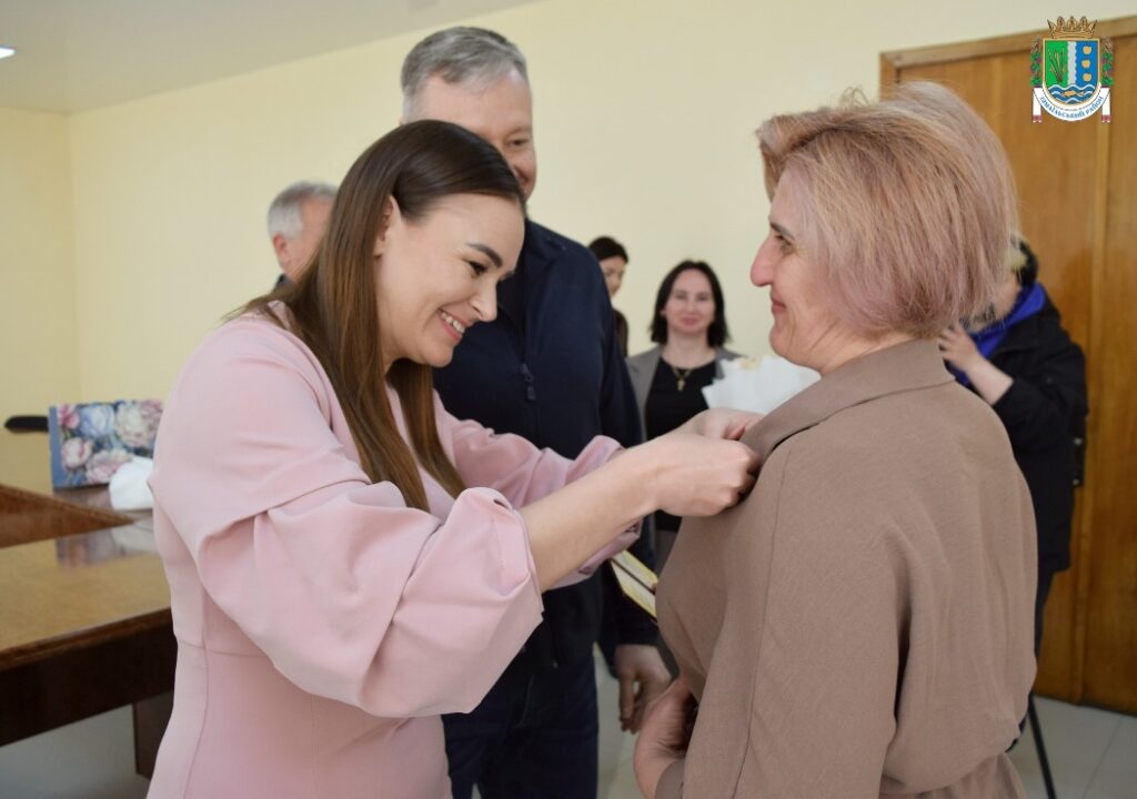 Шістьох жительок Ізмаїльського району удостоєно почесного звання “Мати-героїня”