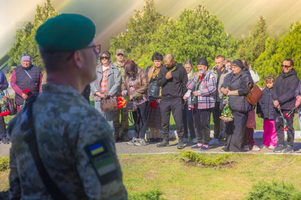 У Білгороді-Дністровському відкрили меморіальні дошки полеглим захисникам-прикордонникам