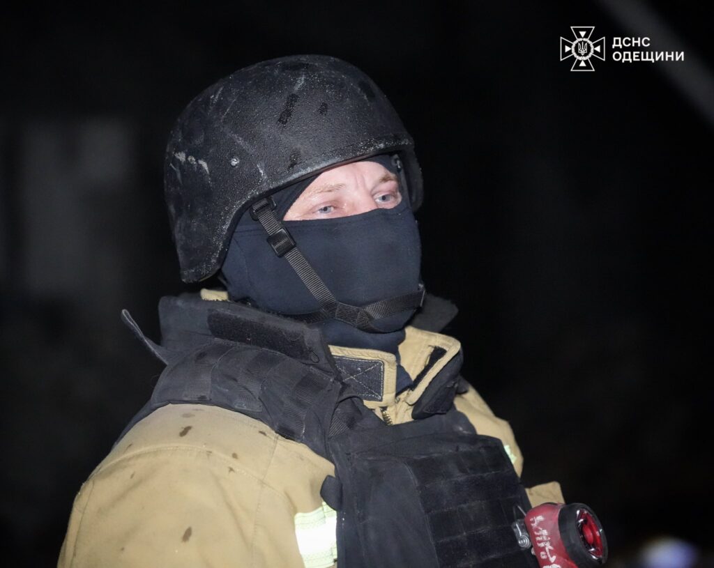 Після комбінованої атаки рф на Одесу є жертва та руйнування