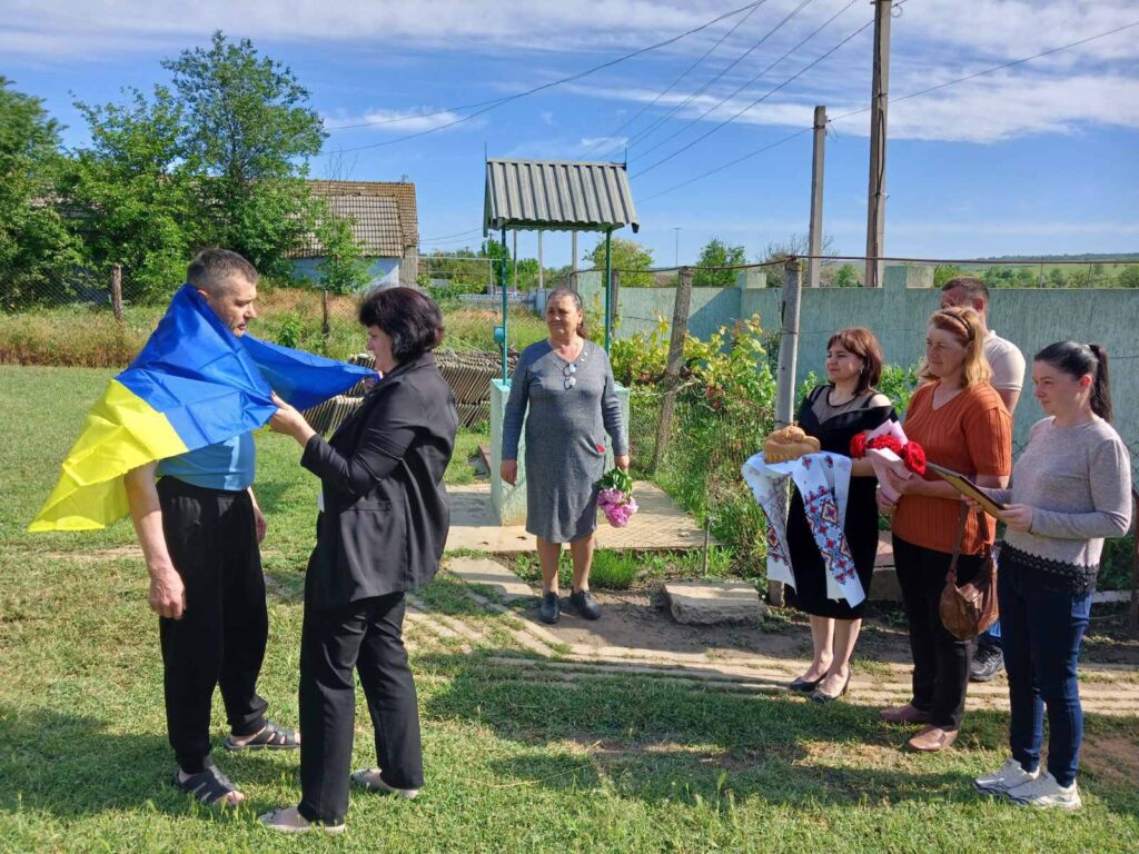 До Білгород-Дністровського району повернувся визволений з неволі захисник Геннадій Юраш