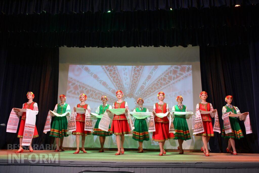 Видовищні виступи та зворушливі моменти: у Кілії відбувся ювілейний звітний концерт школи мистецтв