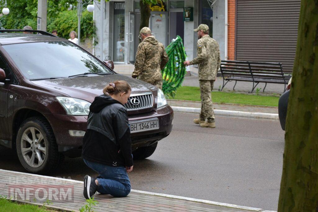У Кілії не стихає жалоба: місто проводжало в останню путь Героя, який загинув понад рік тому