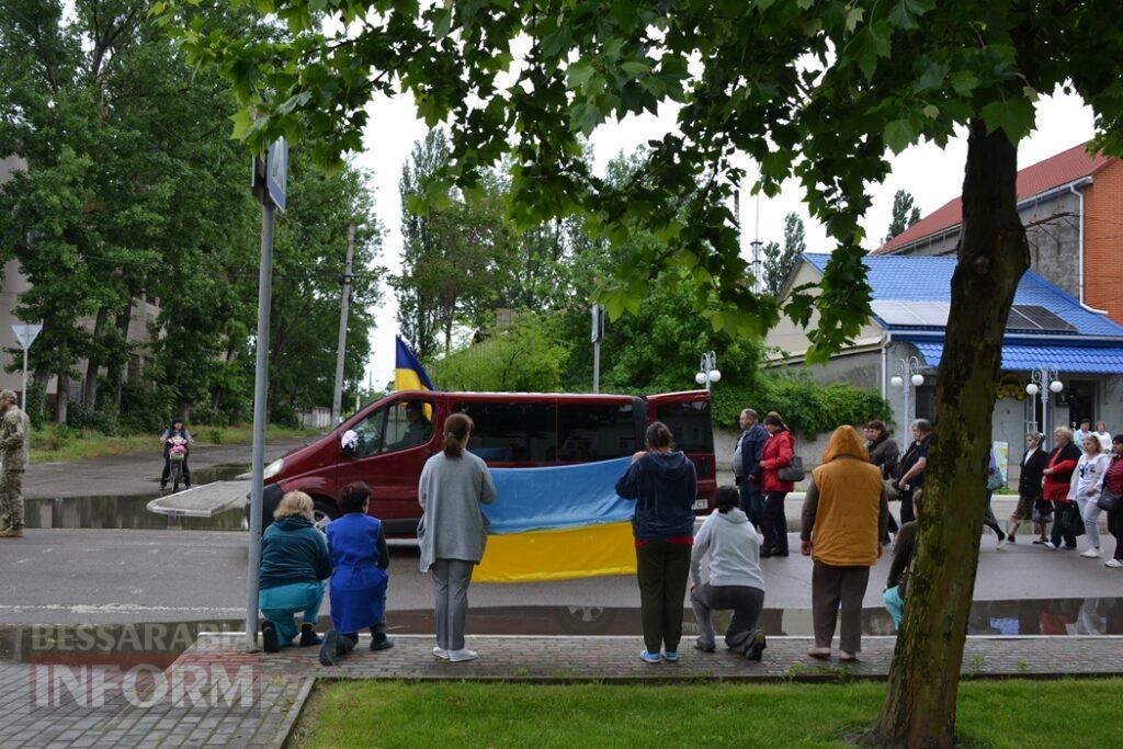 У Кілії не стихає жалоба: місто проводжало в останню путь Героя, який загинув понад рік тому