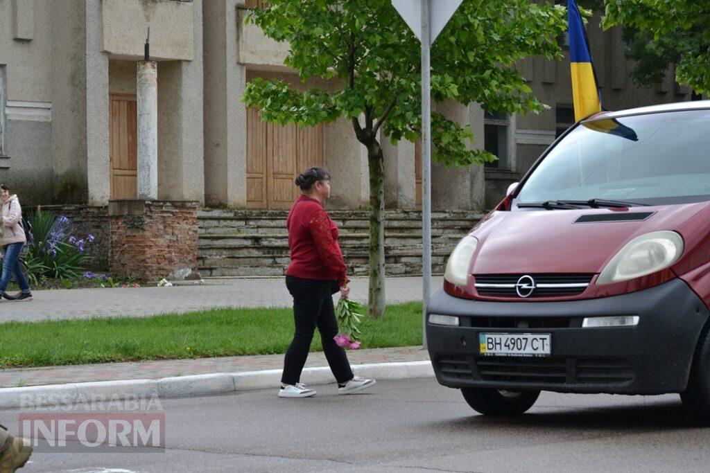 У Кілії не стихає жалоба: місто проводжало в останню путь Героя, який загинув понад рік тому