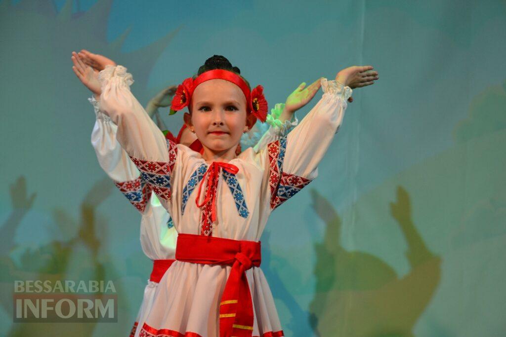 Видовищні виступи та зворушливі моменти: у Кілії відбувся ювілейний звітний концерт школи мистецтв