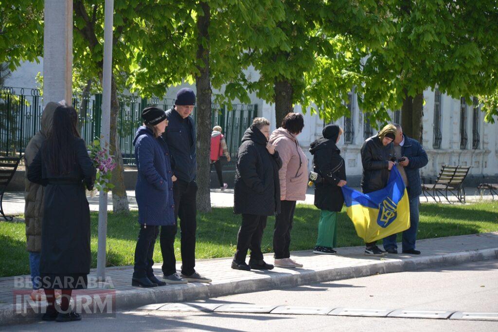 Кілія схилила голови у скорботі за загиблим на Донеччині головним сержантом Денисом Володькіним