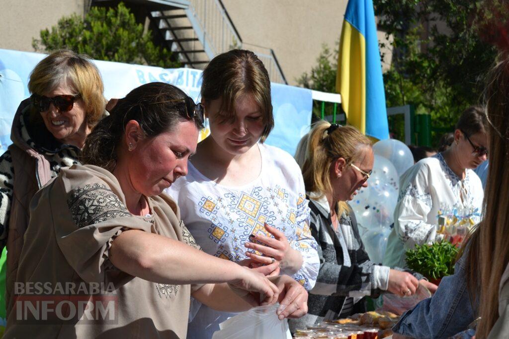 Менш ніж за годину дитячий садок у Кілії зібрав понад 20 тисяч гривень на ярмарку в підтримку ЗСУ