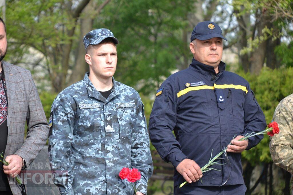 На знак скорботи за загиблими у Другій світовій війні Сквер пам’яті в Кілії прикрасили червоними маками
