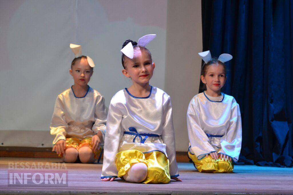 Видовищні виступи та зворушливі моменти: у Кілії відбувся ювілейний звітний концерт школи мистецтв